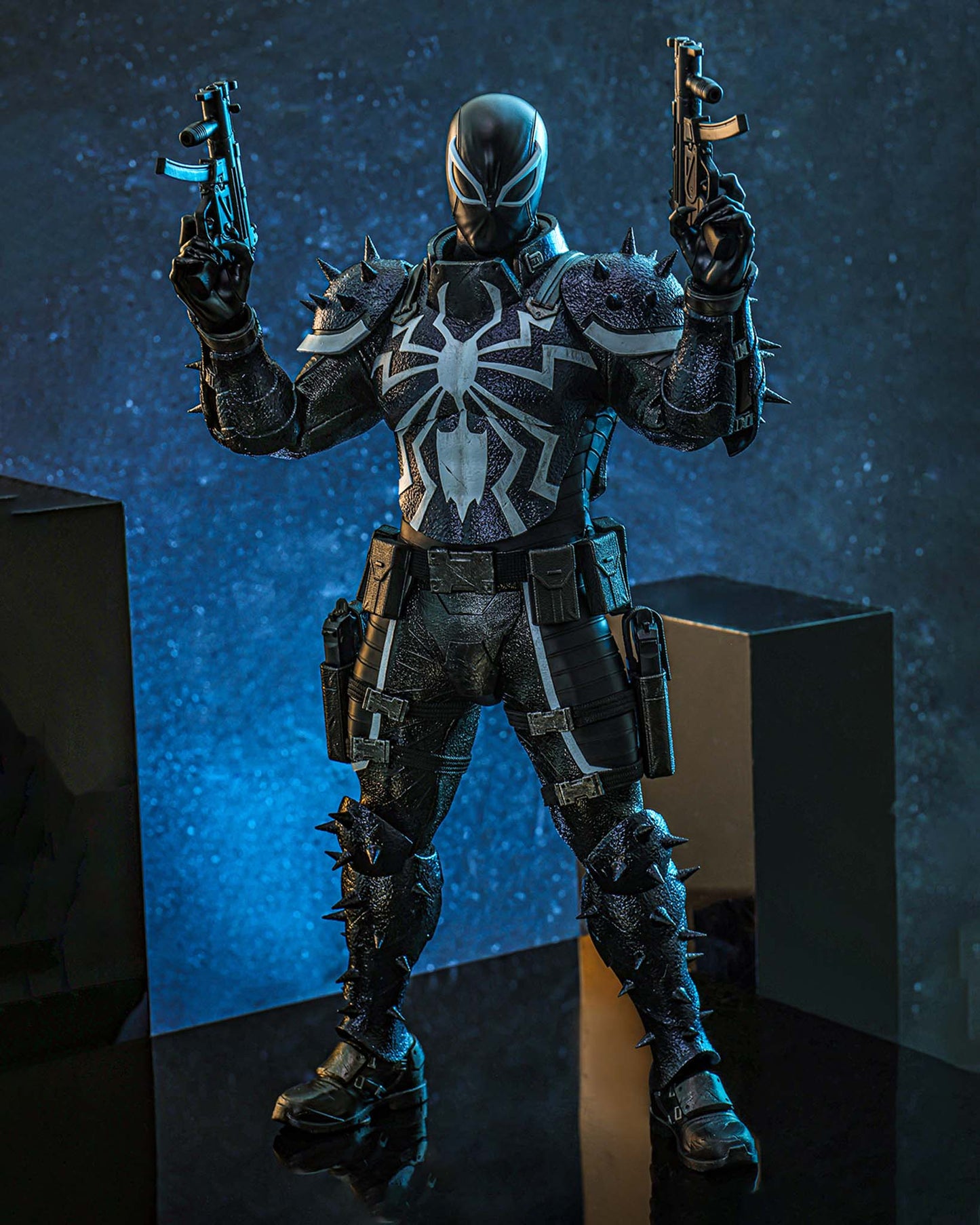 Preorder🔥Hot Toys CMS025 Marvel Comics 1/6th scale Agent Venom Collectible Figure