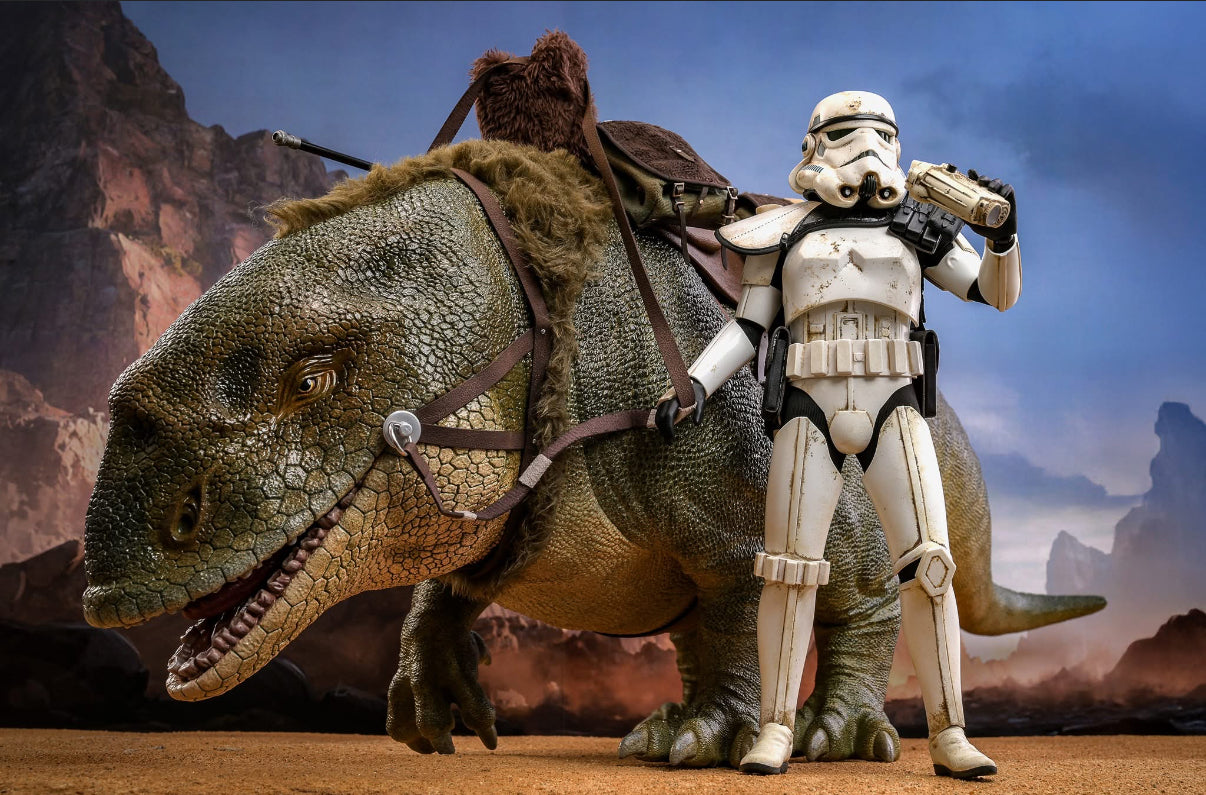 READY🔥Hot Toys MMS722 Star Wars: Episode IV A New Hope – Sandtrooper Sergeant & Dewback 1/6 Scale Collectible Figure Set