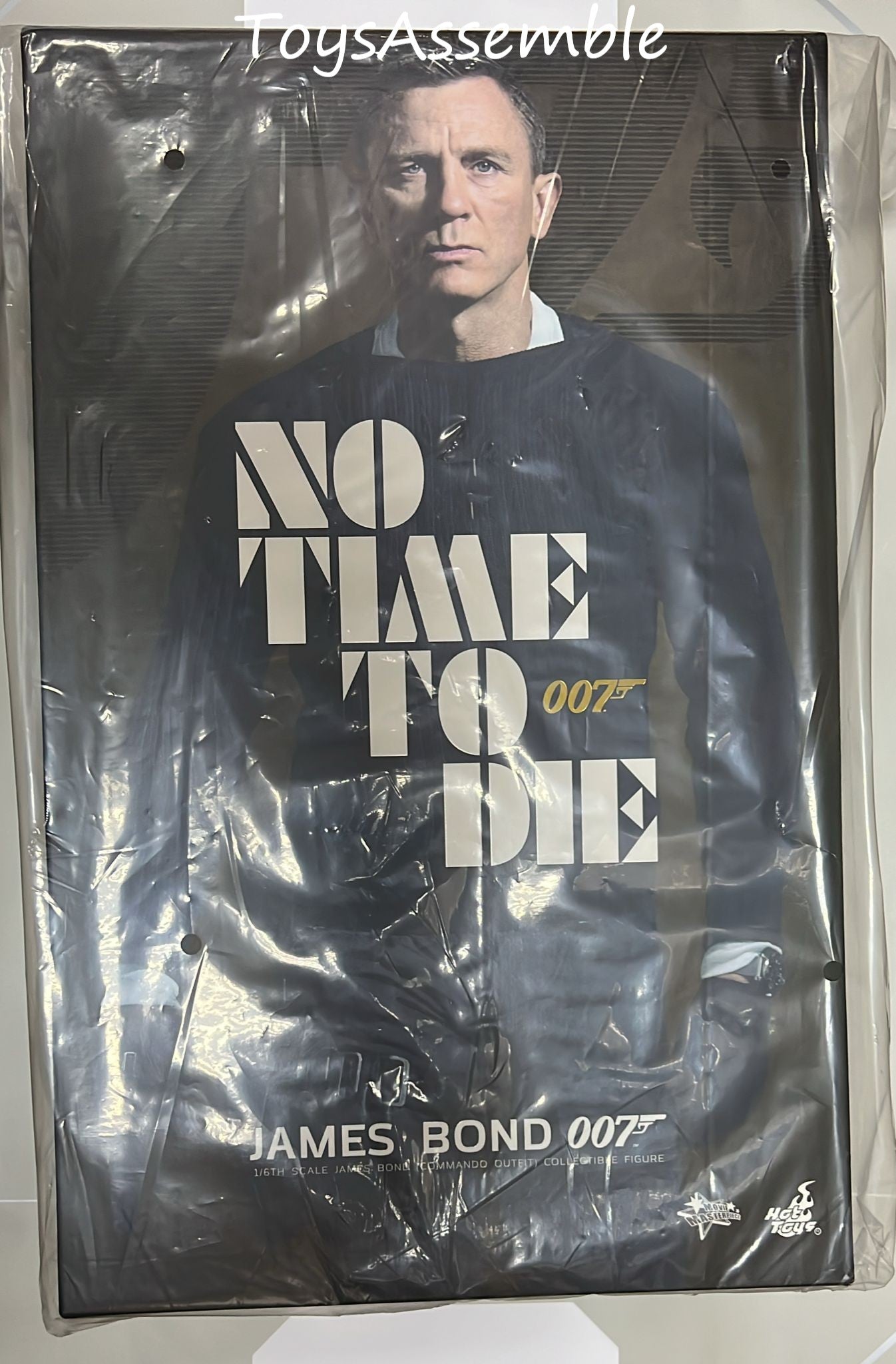 READY🔥Hot Toys MMS804 No Time To Die 1/6th scale James Bond (Commando Outfit) Collectible Figure