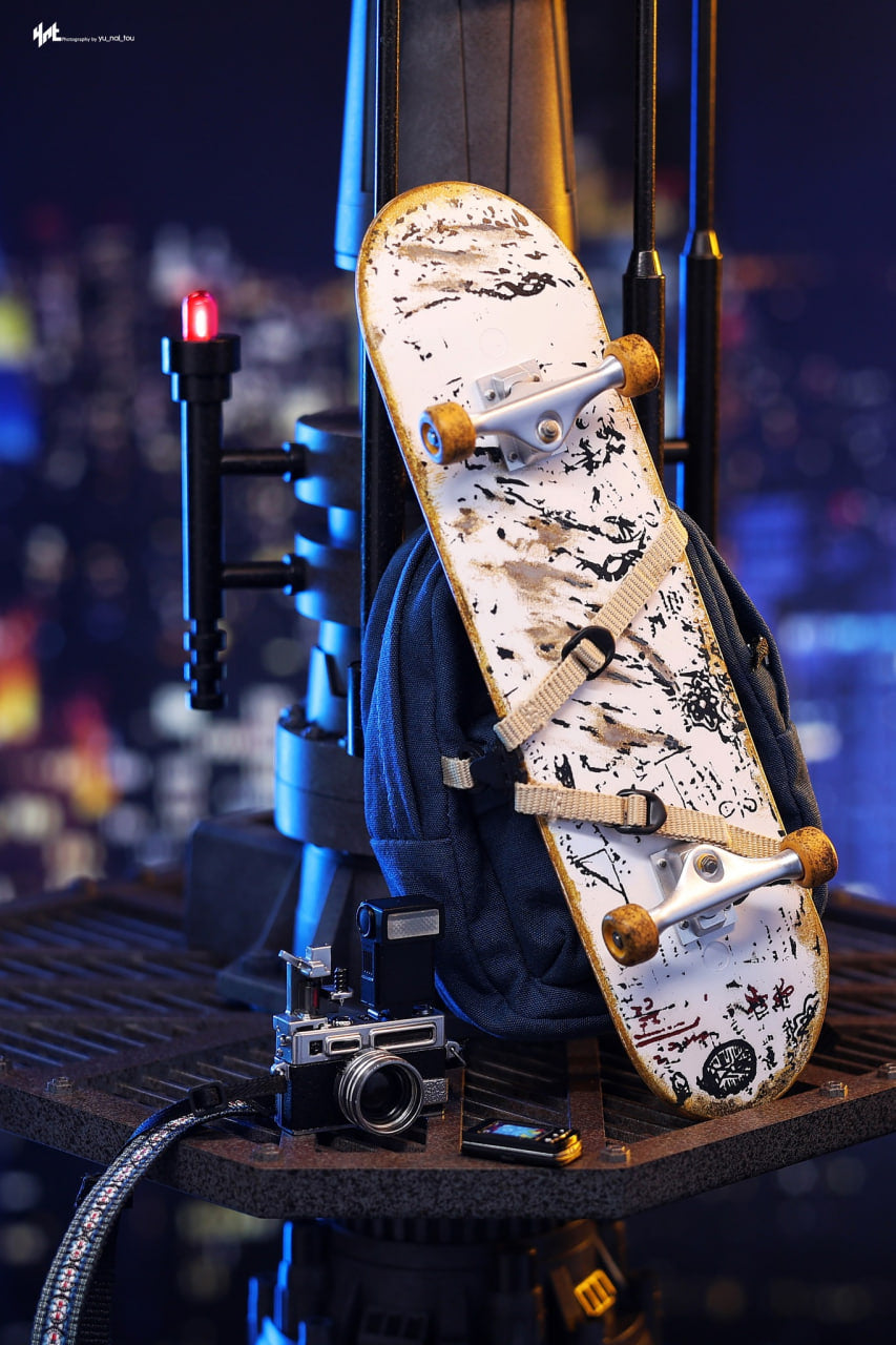 🔥Hot Toys MMS772 MMS772B The Amazing Spider-Man 1/6th Scale The Amazing Spider-Man Collectible Figure (Deluxe Version) (Deluxe & Special Edition)