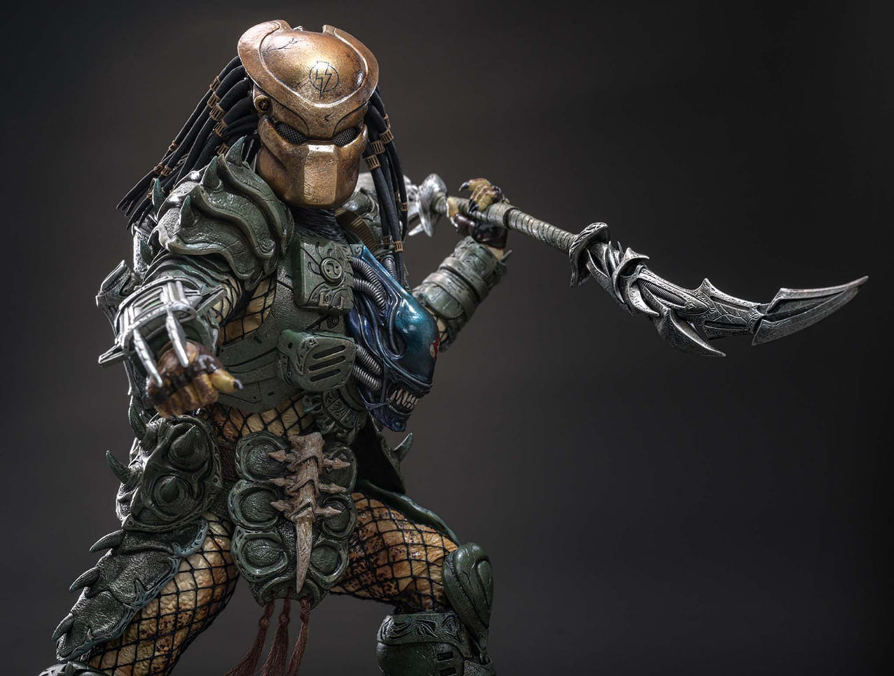 Preorder🔥Hot Toys CMS029B Predator 1/6th scale Broken Tusk Predator Collectible Figure (Special Edition)