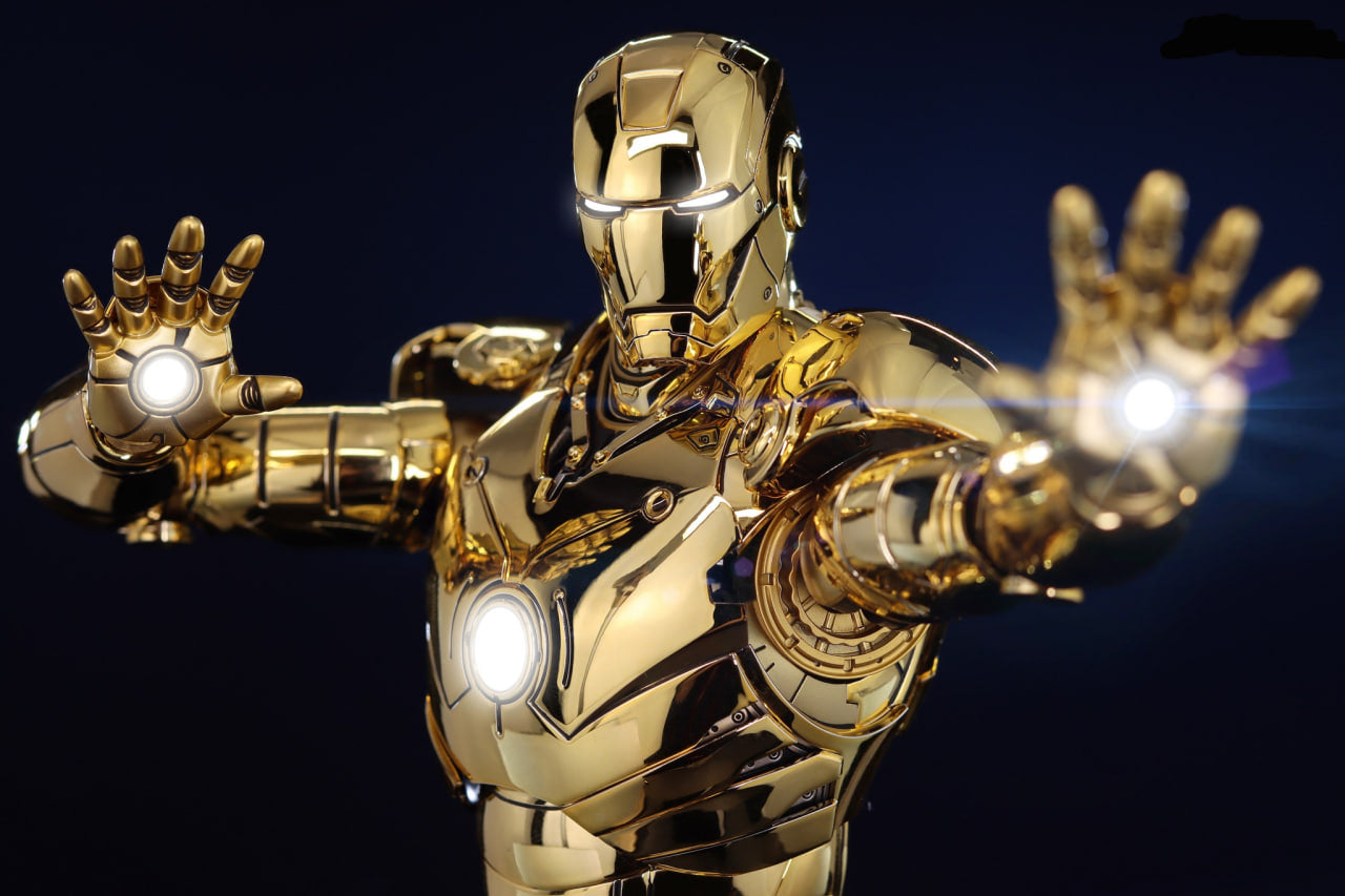 READY🔥Hot Toys MMS764D69 Iron Man Mark III (Golden Color Version) 1/6th scale Collectible Figure