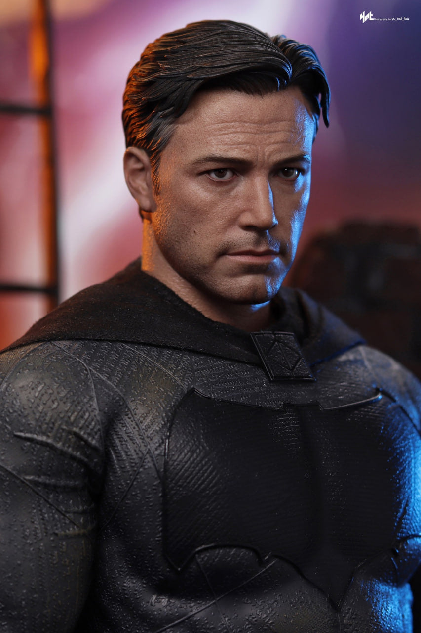 READY🔥Hot Toys MMS732 Batman v Superman: Dawn of Justice - 1/6th scale Batman (2.0) Collectible Figure (Deluxe Version)