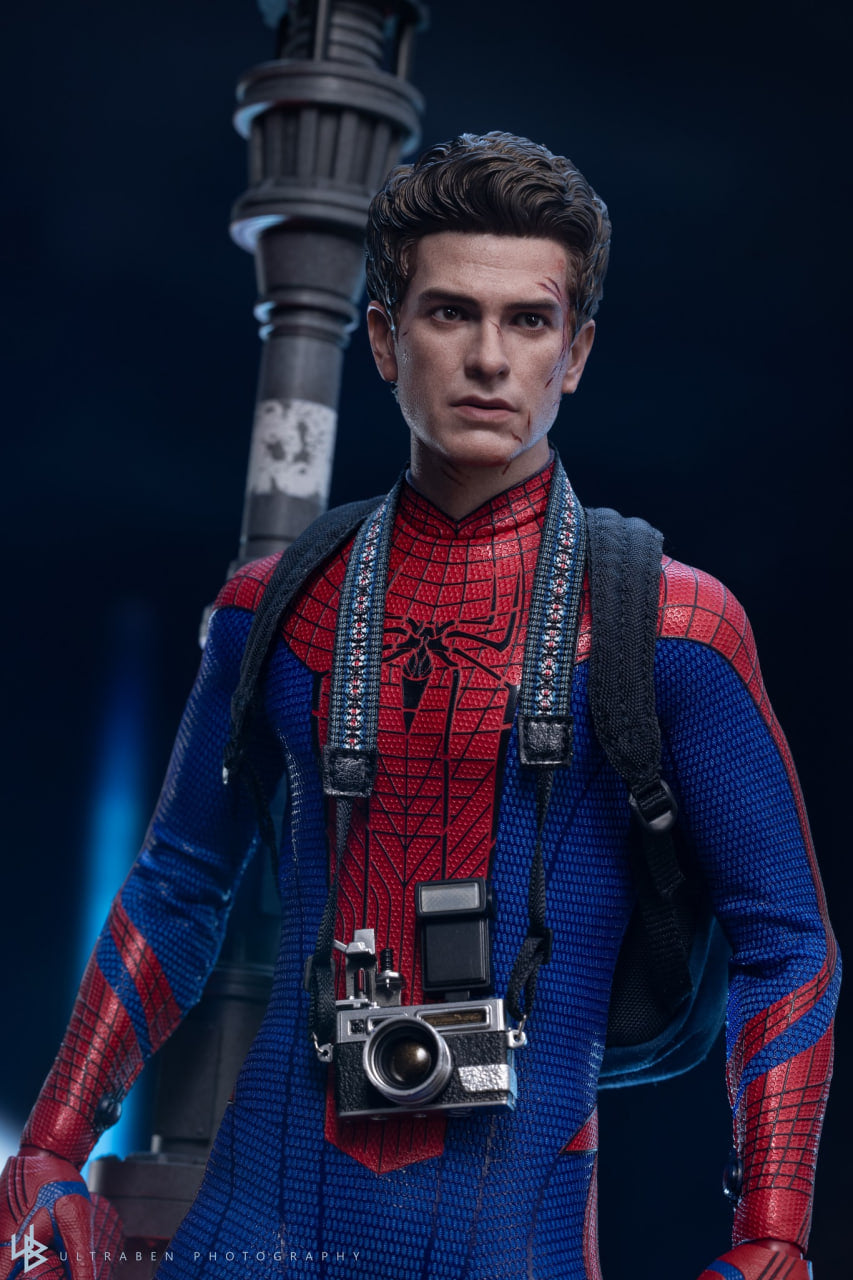 🔥Hot Toys MMS772 MMS772B The Amazing Spider-Man 1/6th Scale The Amazing Spider-Man Collectible Figure (Deluxe Version) (Deluxe & Special Edition)