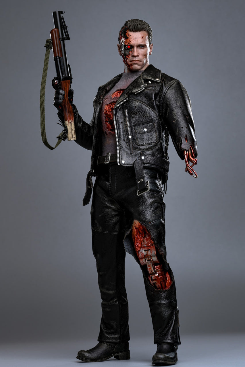 🔥Hot Toys DX46 Terminator 2: Judgment Day T-800 (Battle Damaged Version 2.0) 1/6th scale Collectible Figure