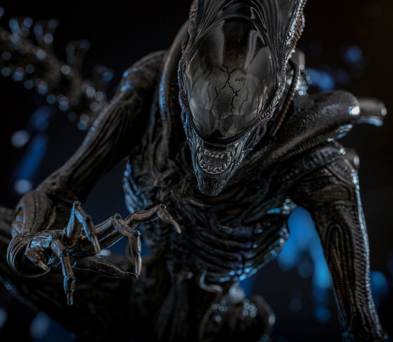 Preorderš„Hot Toys MMS784 Alien: Romulus 1/6th scale Scorched Xenomorph Collectible Figure