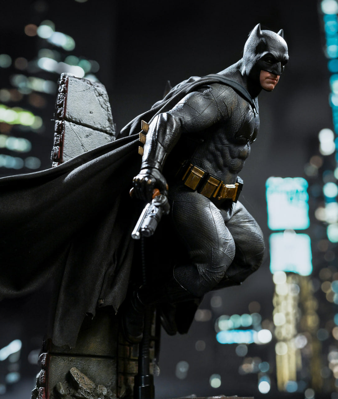 READY🔥Hot Toys MMS732 Batman v Superman: Dawn of Justice - 1/6th scale Batman (2.0) Collectible Figure (Deluxe Version)