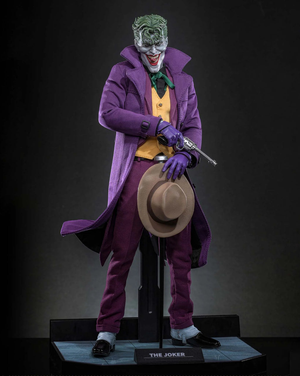 Preorderš„Hot Toys CMS028 Batman: The Killing Joke 1/6th scale The Joker Collectible Figure