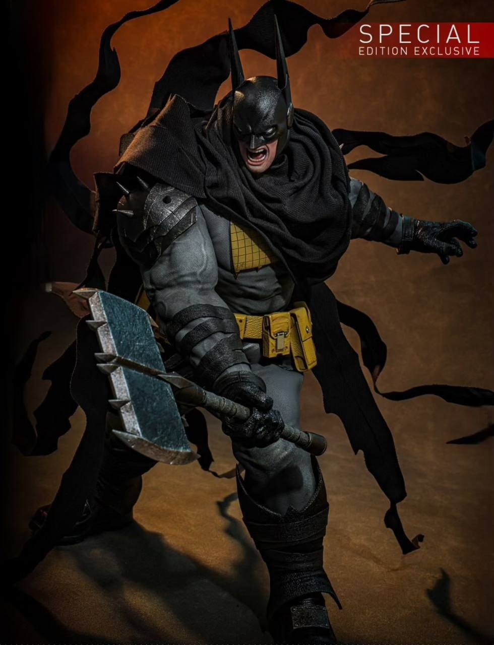 Hot Toys 1/6 Absolute Batman Figure Hot Toys 1/6 Absolute Batman Figure