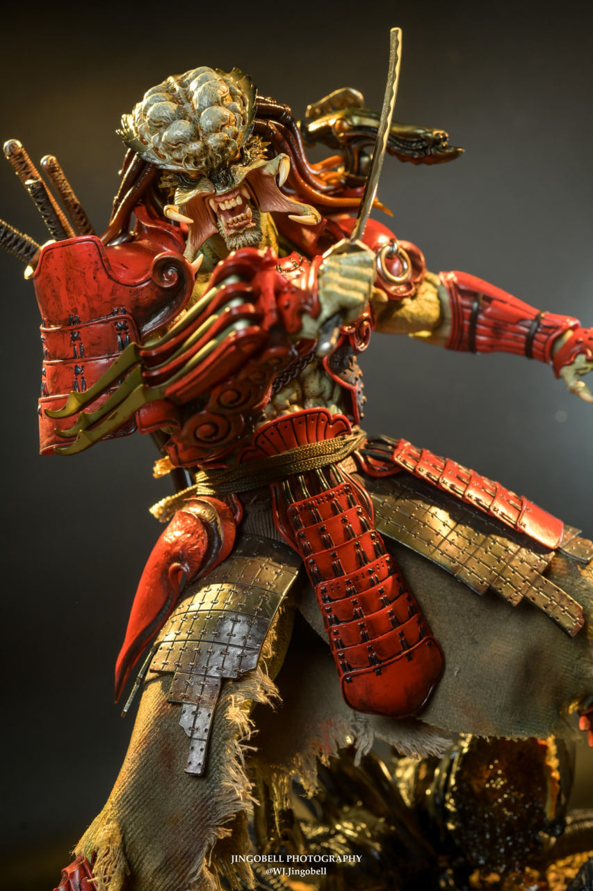 READY🔥Hot Toys AC06B Alien vs Predator 1/6th Scale Akaoni Samurai Predator Collectible Figure Special Edition