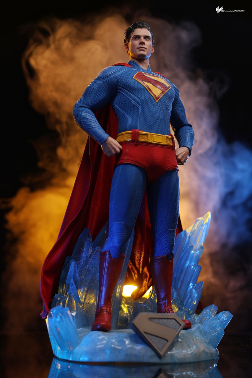 🔥Hot Toys MMS812 Superman 1/6th Scale Superman & Krypto Collectible Set