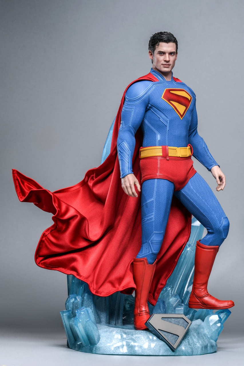 🔥Hot Toys MMS812 Superman 1/6th Scale Superman & Krypto Collectible Set
