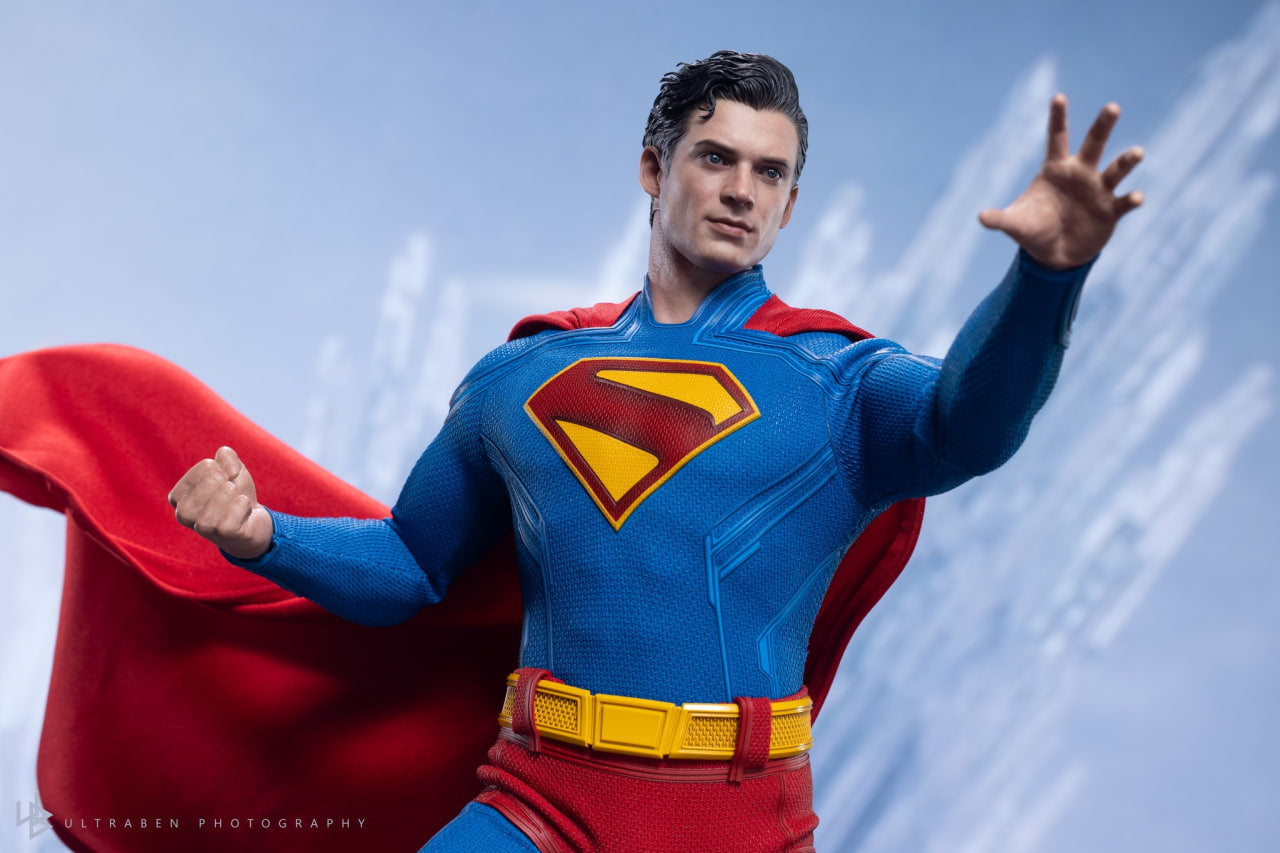 🔥Hot Toys MMS812 Superman 1/6th Scale Superman & Krypto Collectible Set