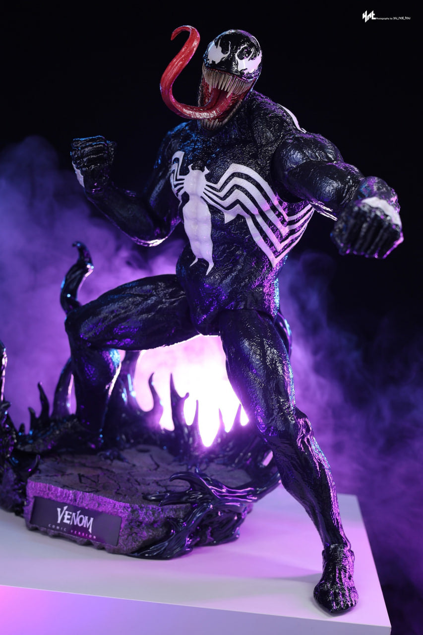 READY🔥Hot Toys CMS023 Marvel Comics Venom 1/6th Scale Collectible Figure
