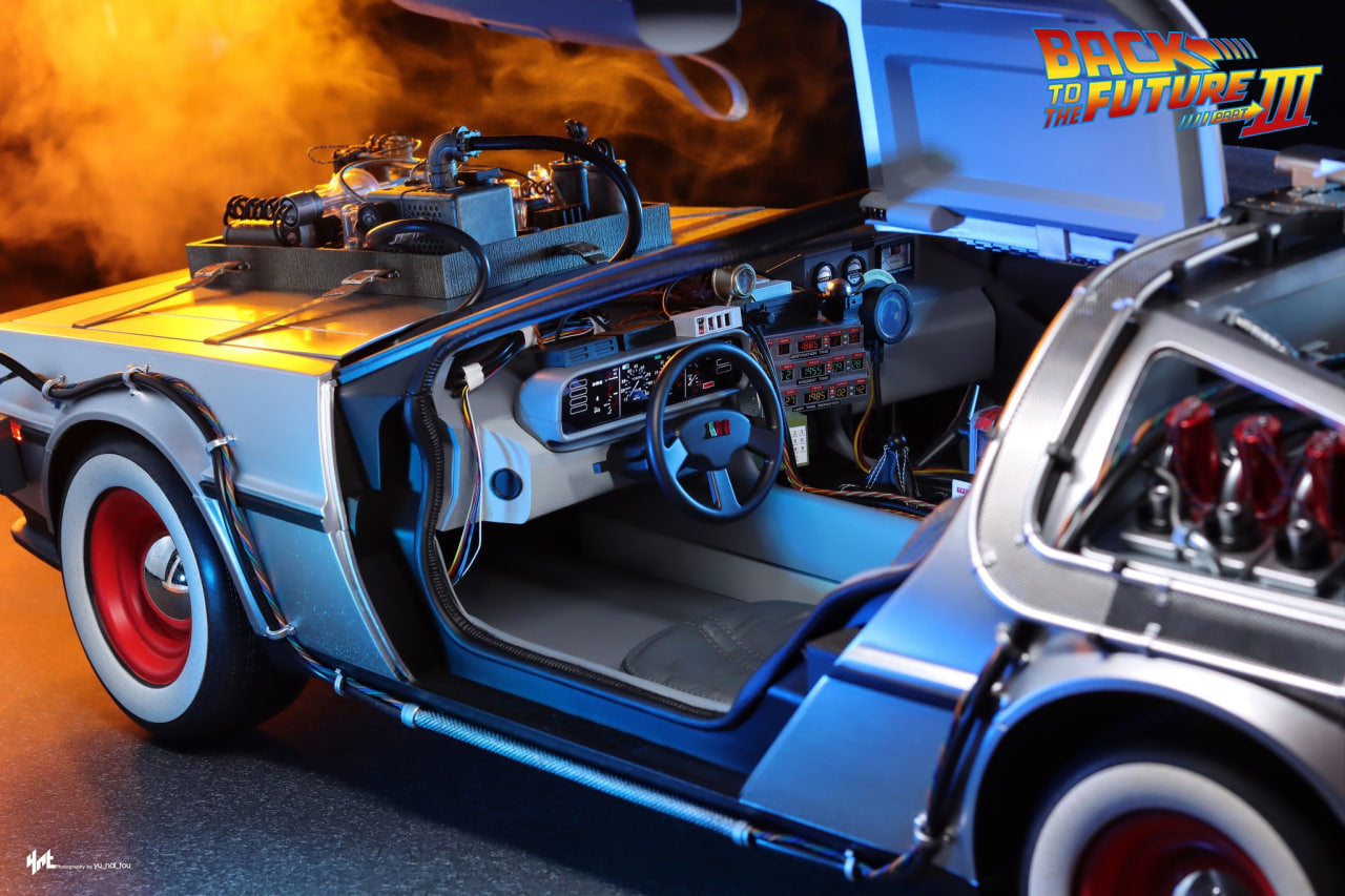 Pre-Owned(95% New)🔥Hot Toys MMS738 BACK TO THE FUTURE III 1/6 DELOREAN TIME MACHINE