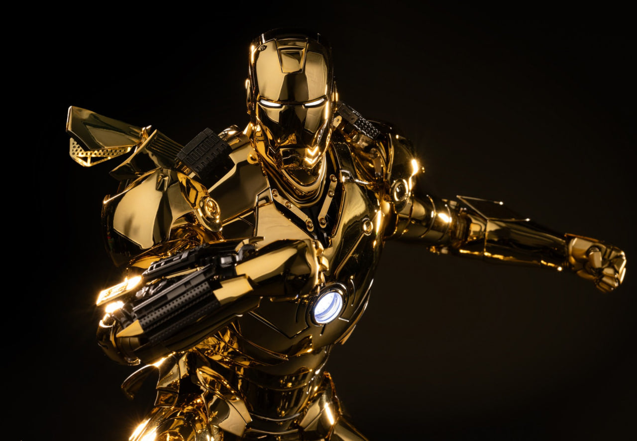 READY🔥Hot Toys MMS764D69 Iron Man Mark III (Golden Color Version) 1/6th scale Collectible Figure