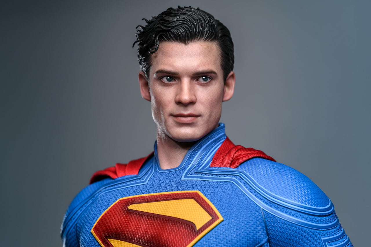 🔥Hot Toys MMS812 Superman 1/6th Scale Superman & Krypto Collectible Set