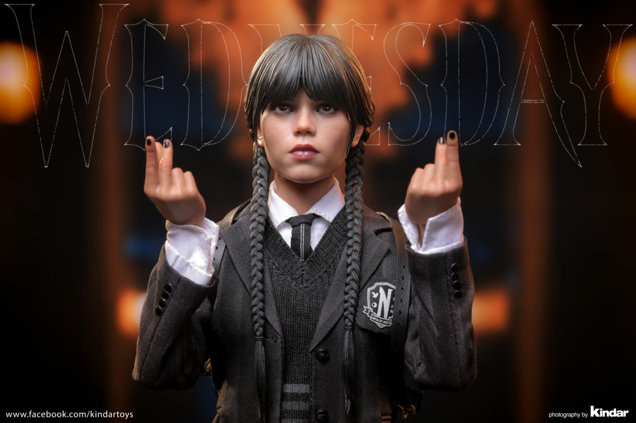 READY🔥Hot Toys TMS135 Wednesday - 1/6th scale Wednesday Collectible Figure