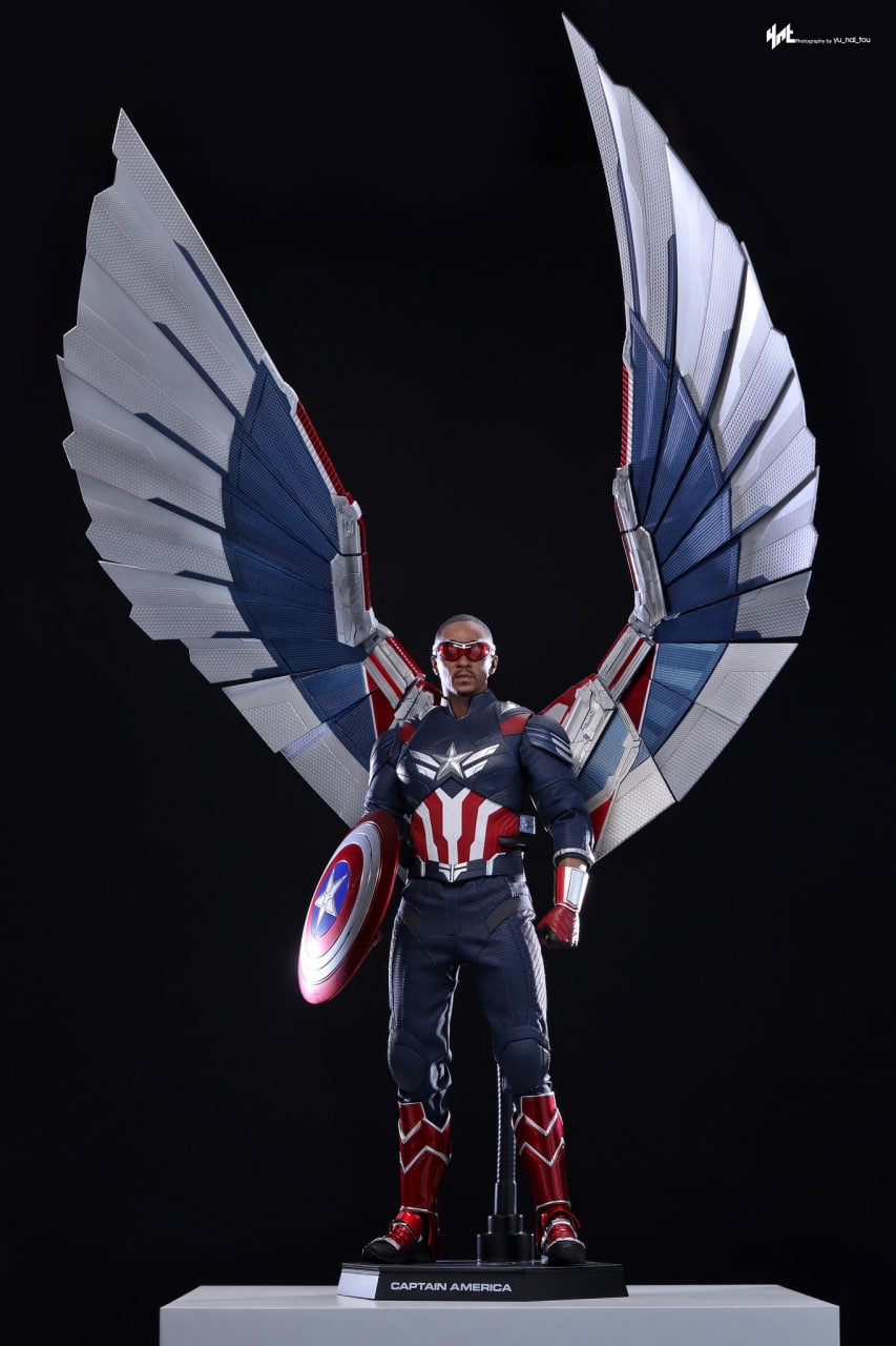 READY🔥Hot Toys MMS779 Captain America: Brave New World 1/6th Scale Captain America Collectible Figure