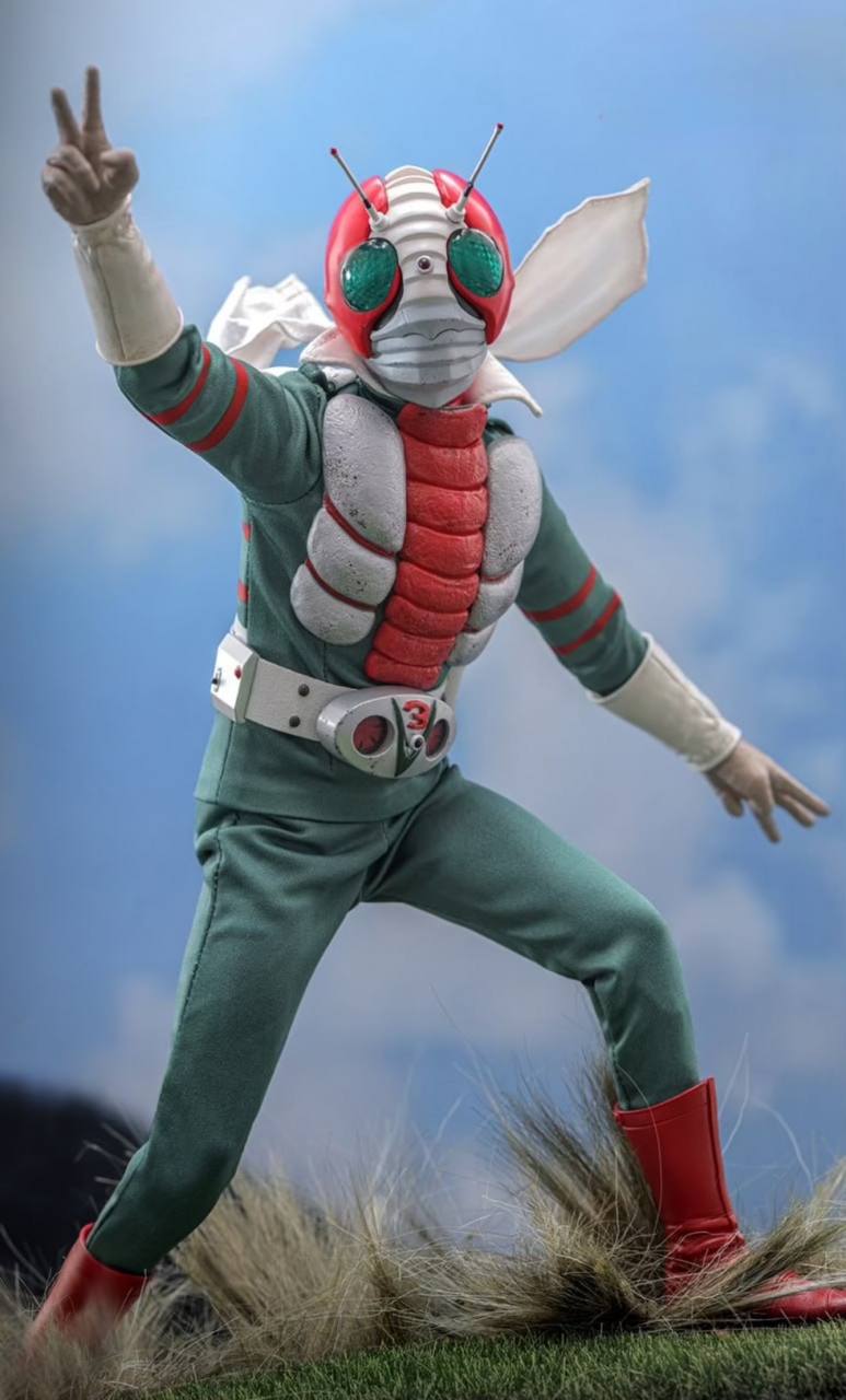 Preorder🔥Hot Toys TMS162B Hot Toys Kamen Rider V3 - 1:6 Kamen Rider V3