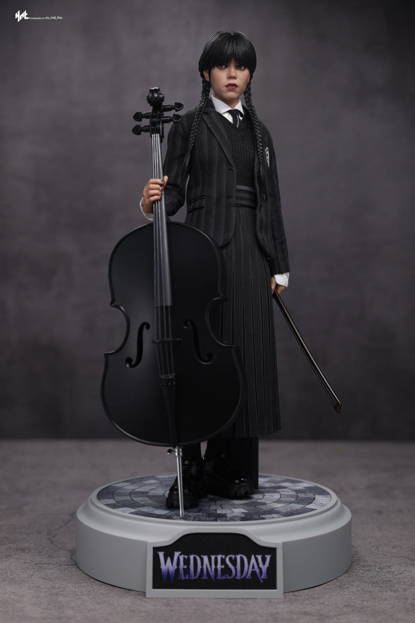 READY🔥Hot Toys TMS135 Wednesday - 1/6th scale Wednesday Collectible Figure