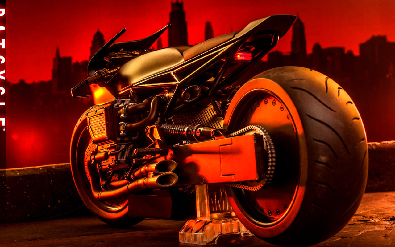 READY🔥Hot Toys MMS642 THE BATMAN 1/6 BATCYCLE