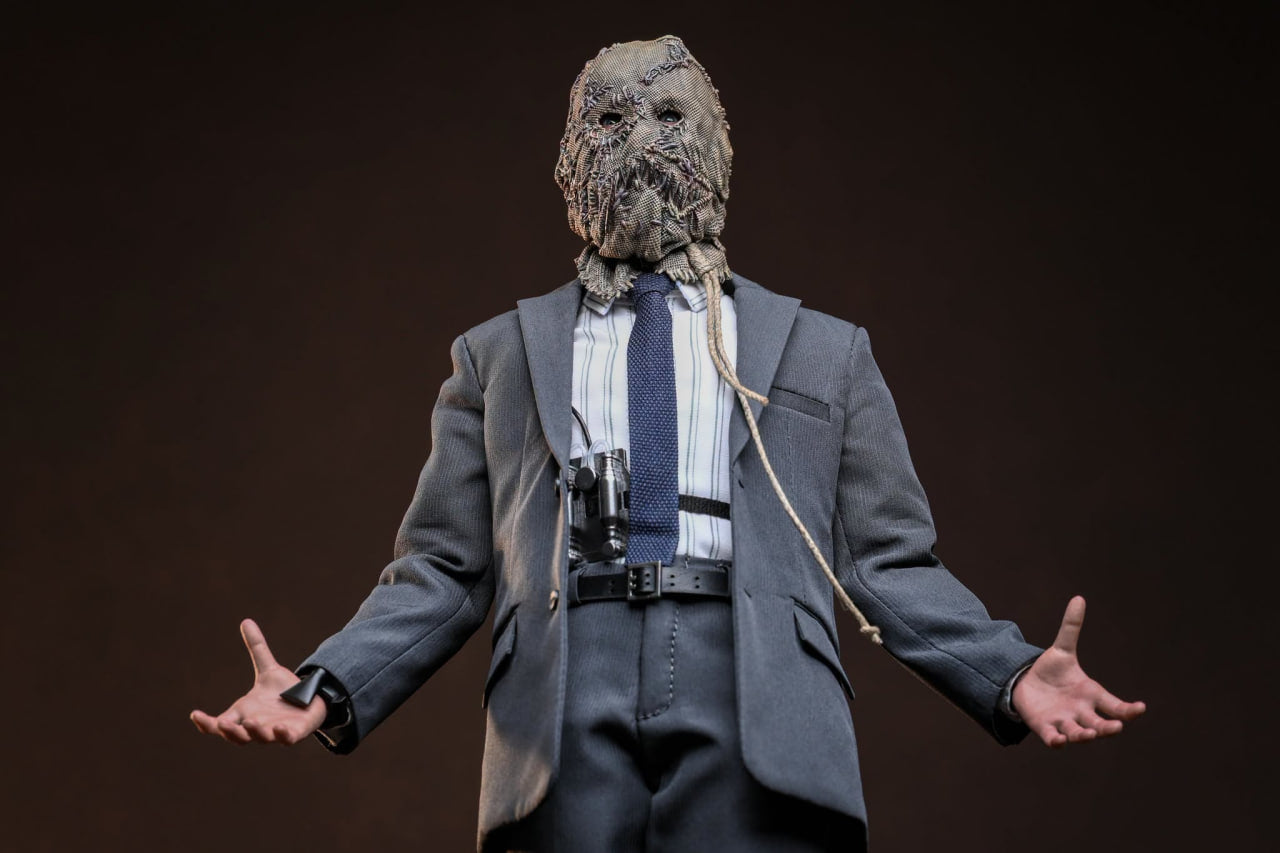 READY🔥Hot Toys MMS801 Batman Begins 1/6th scale Scarecrow 2.0 Collectible Figure