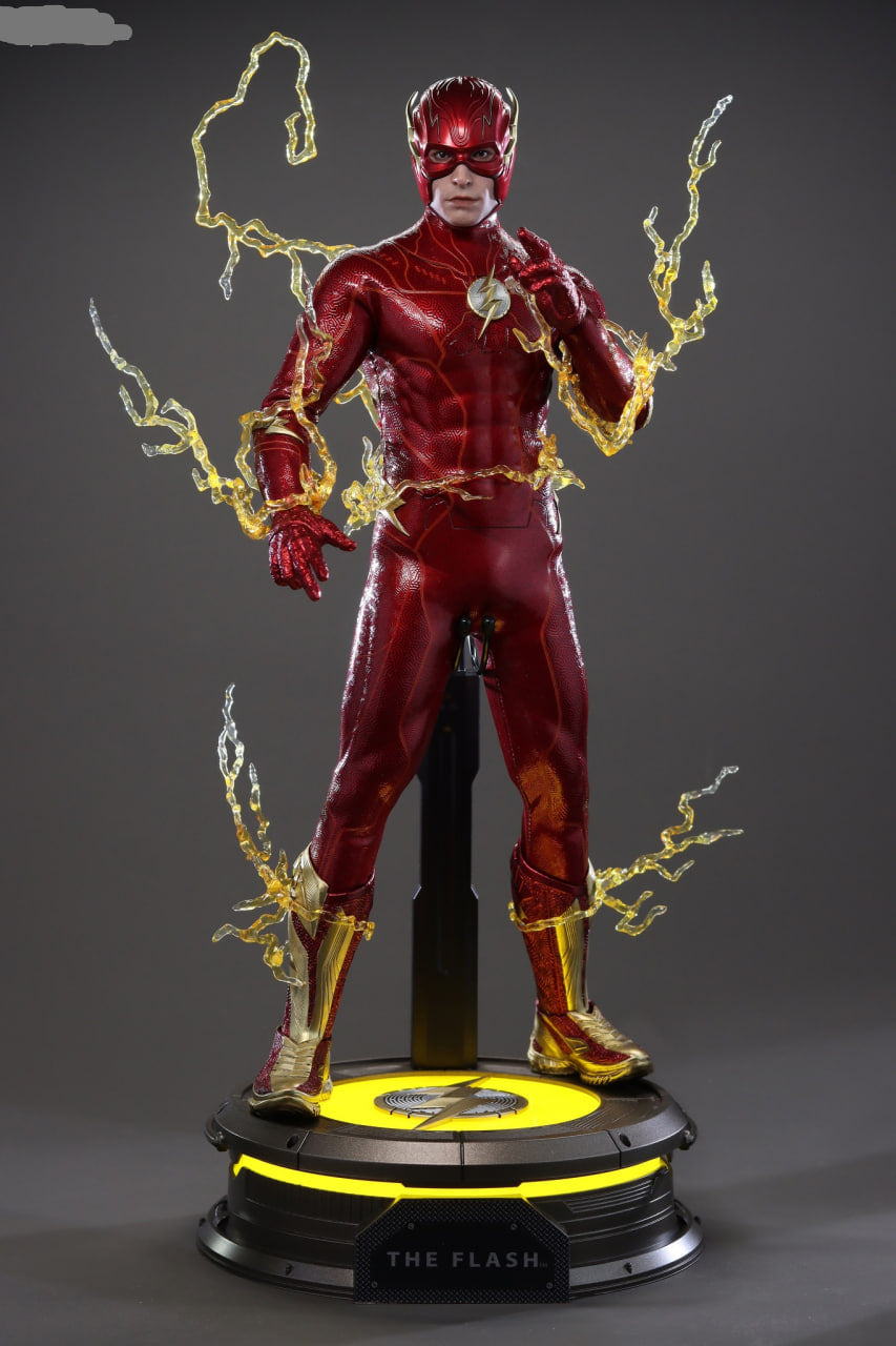 READY🔥Hot Toys MMS713B The Flash – The Flash 1/6 Scale Collectible Figure (Special Version) with The Life Size The Flash Signet Ring