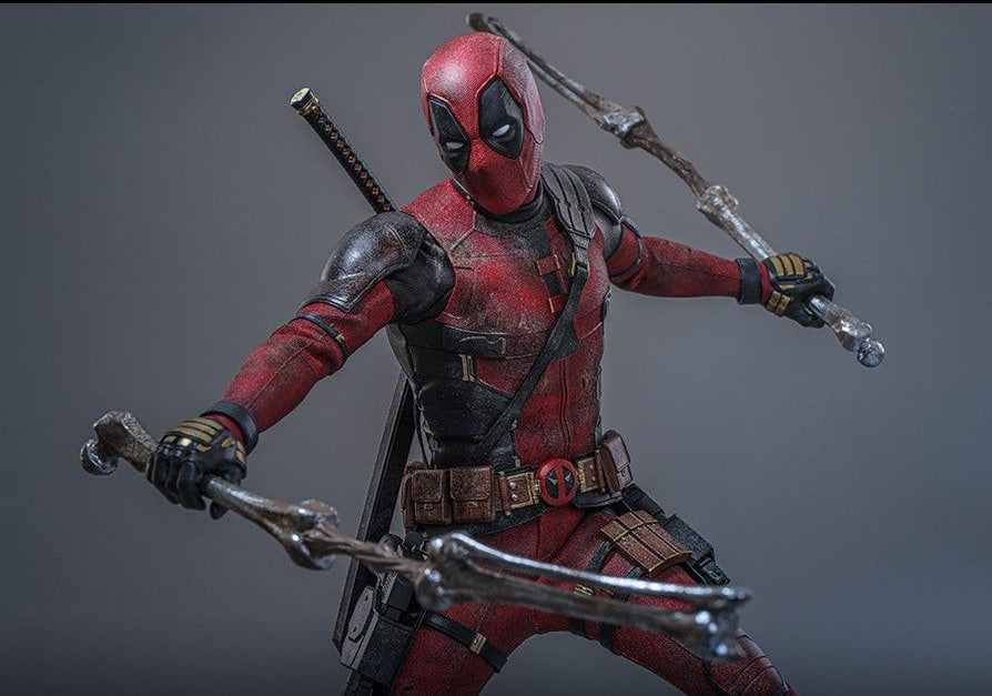 Pre-Owned🔥Hot Toys MMS782 Deadpool & Wolverine 1/6th scale Deadpool (Battling Version) Collectible Figure