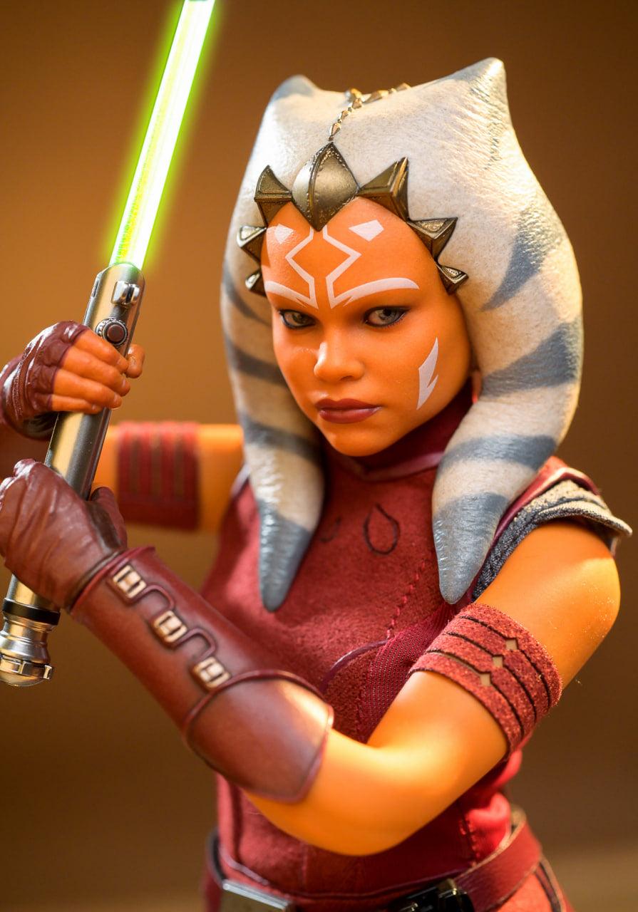 READY🔥Hot Toys TMS123 Star Wars Ahsoka Tano Padawan 1/6 Scale Collectible Figure