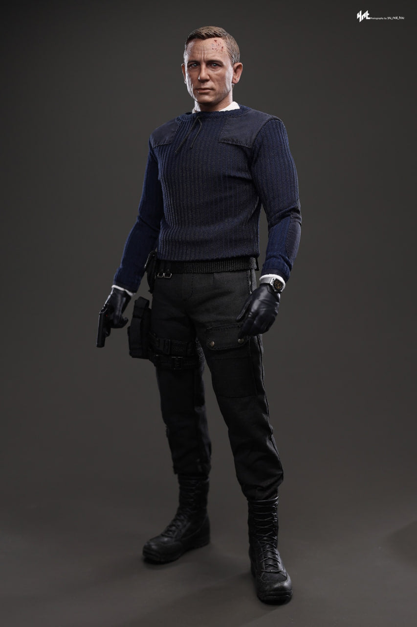 READY🔥Hot Toys MMS804 No Time To Die 1/6th scale James Bond (Commando Outfit) Collectible Figure