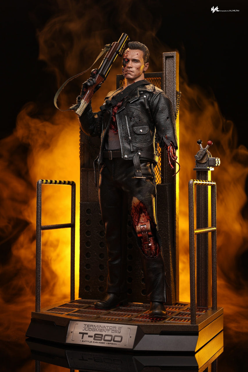🔥Hot Toys DX46 Terminator 2: Judgment Day T-800 (Battle Damaged Version 2.0) 1/6th scale Collectible Figure