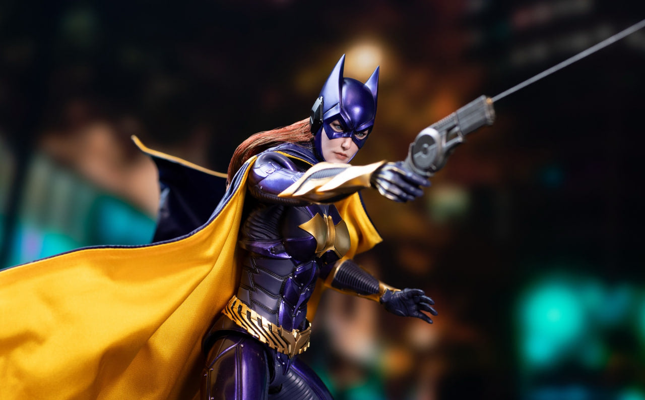 READY🔥Hot Toys VGM65 Batman Arkham Knight 1/6th scale Batgirl (Purple and Gold Version) Collectible Figure Exclusive Limited Edition