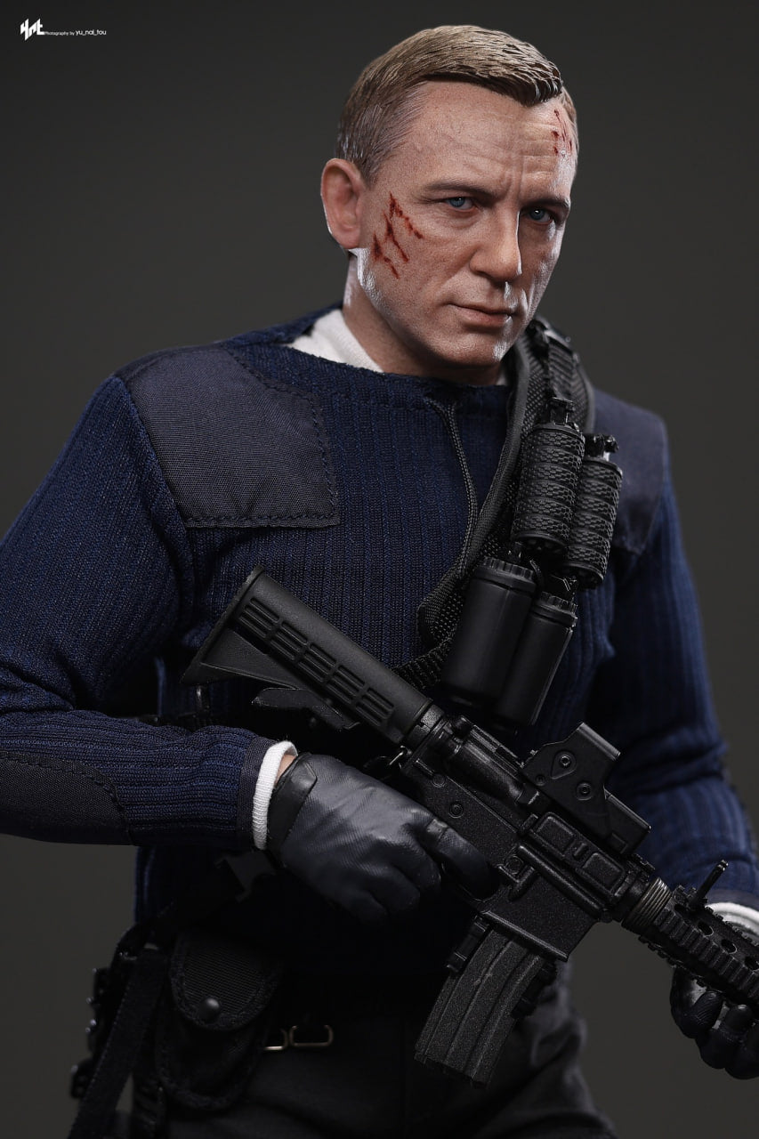READY🔥Hot Toys MMS804 No Time To Die 1/6th scale James Bond (Commando Outfit) Collectible Figure