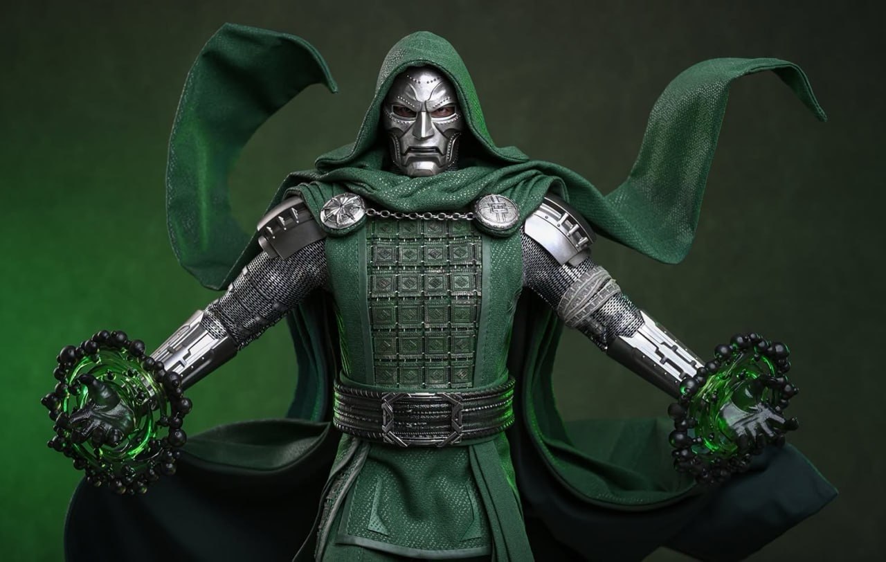 Preorderš„Hot Toys Avengers: Doomsday - 1/6th scale Doctor Doom (Special Edition) (Early Access Version)
