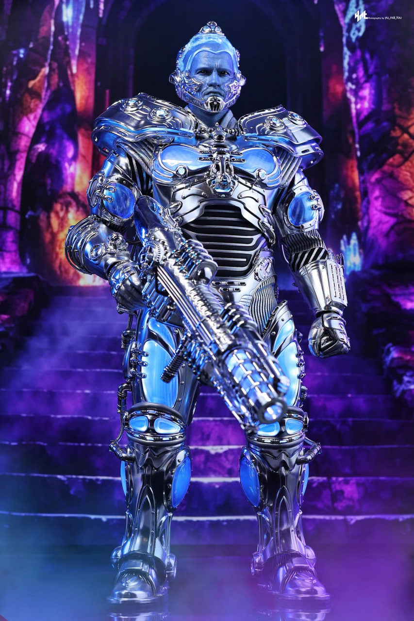 Next Batch🔥Hot Toys MMS800 Batman & Robin 1/6 Mr. Freeze (Deluxe Version)
