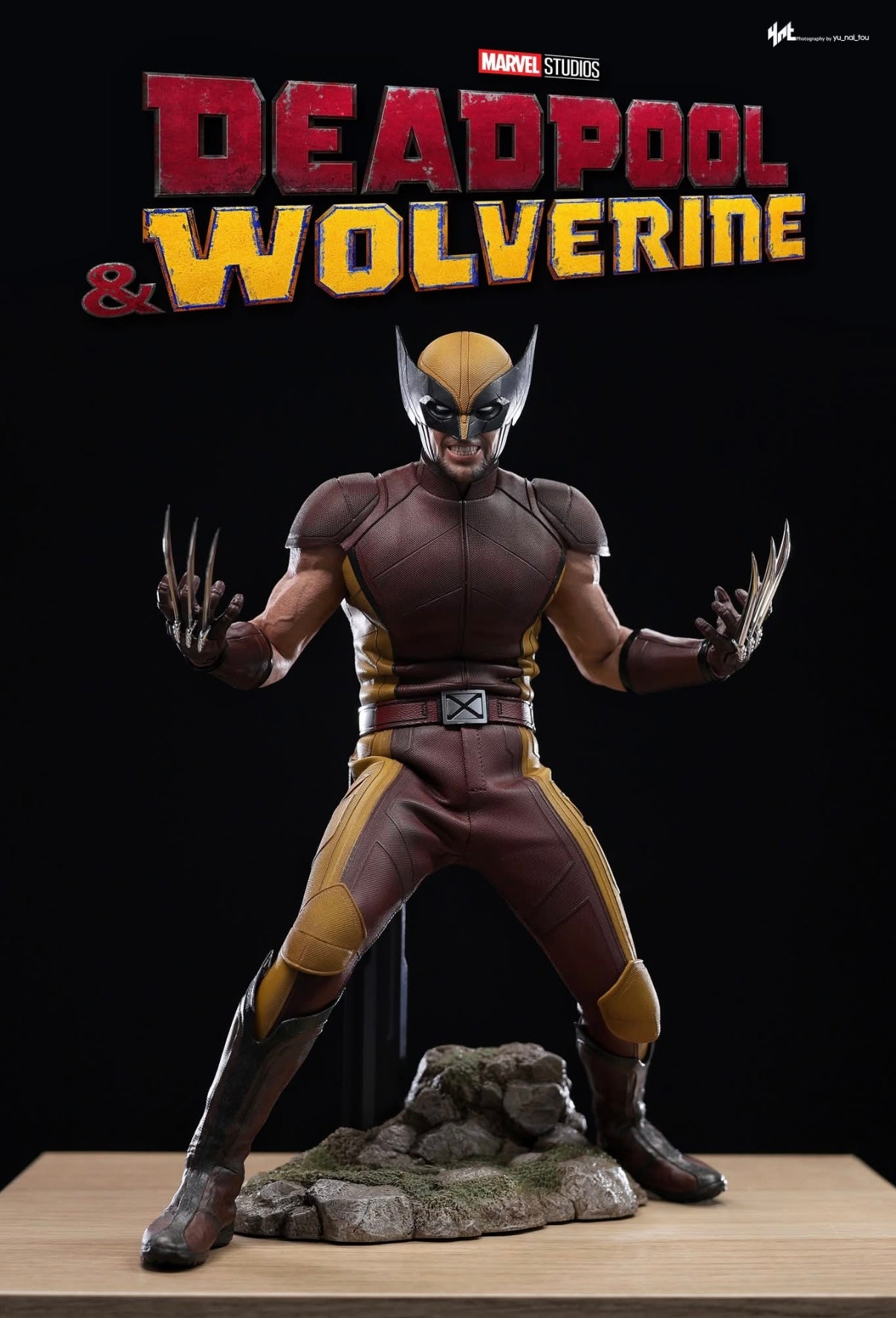 READY🔥Hot Toys MMS831 Deadpool & Wolverine 1/6th scale Wolverine (Classic Brown and Tan) Collectible Figure [Hot Toys Exclusive]