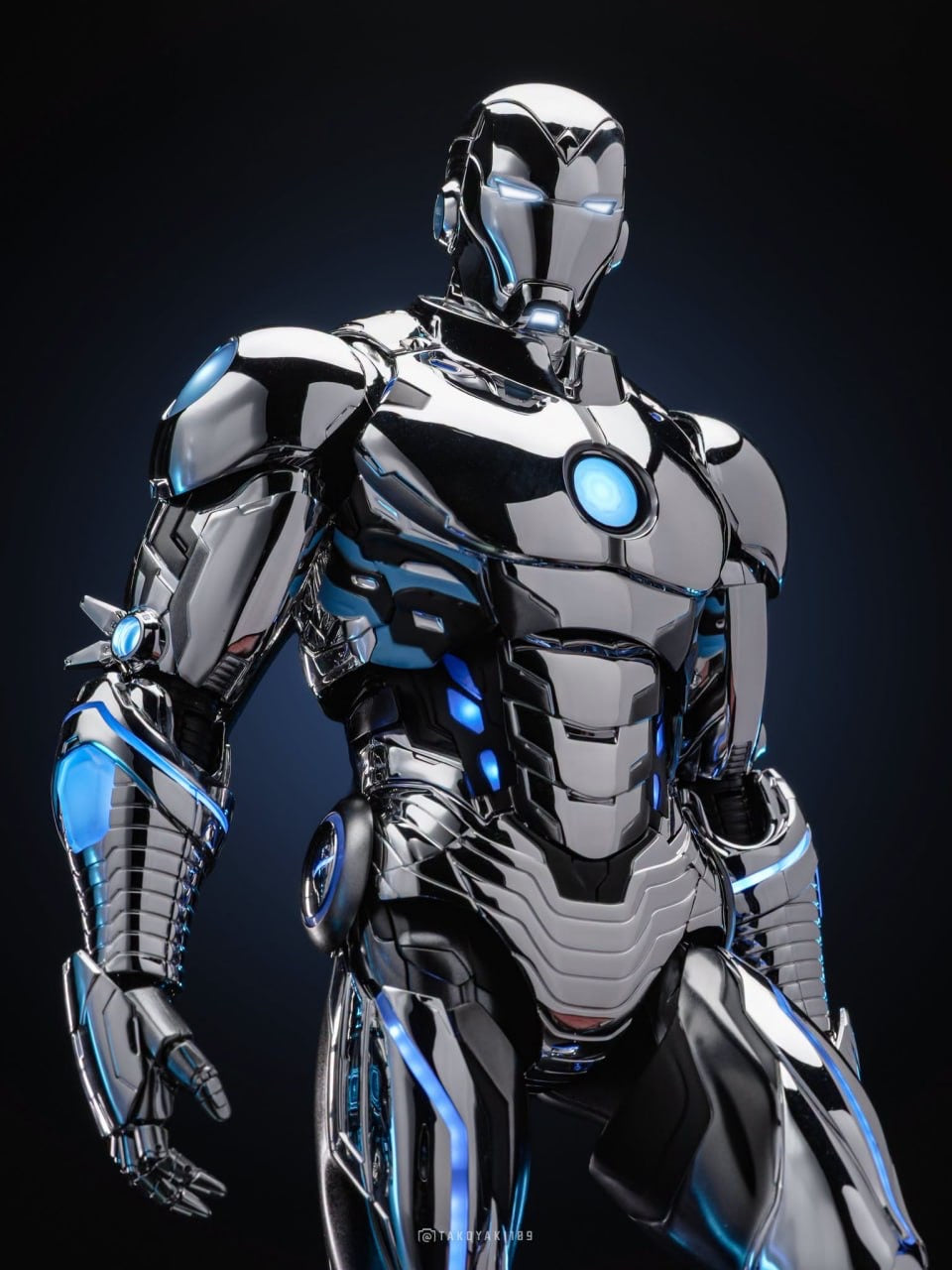 READY🔥Hot Toys CMS026D73B Marvel Comics 1/6th scale Superior Iron Man Collectible Figure Special Edition