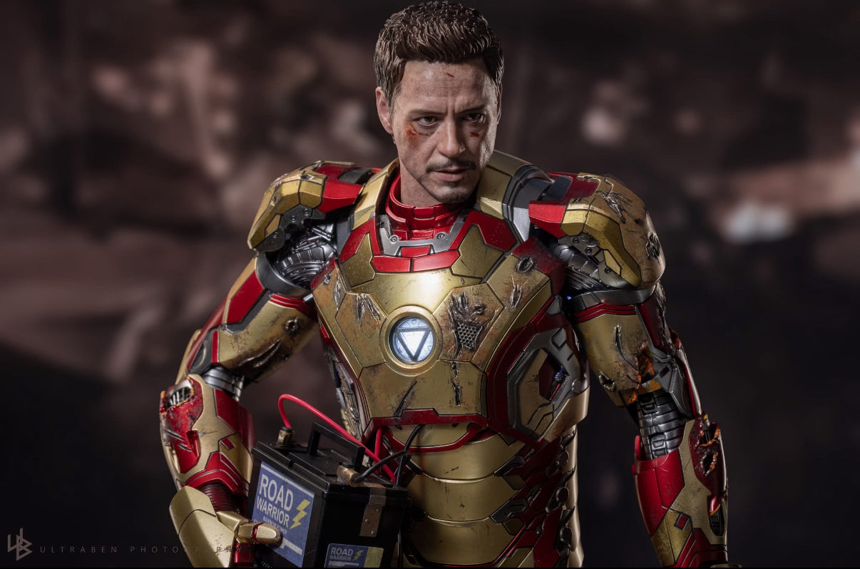 READY🔥Hot Toys MMS759D66B Marvel Ironman 3 Ironman Mark 42 (2.0) 1/6 Scale Collectible Figure (Deluxe Version) Special Edition