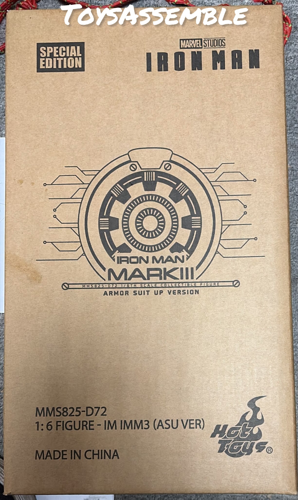 READY🔥Hot Toys MMS825D72B Iron Man 1/6th scale Iron Man Mark III (Armor Suit Up Version) Collectible Figure Special Edition