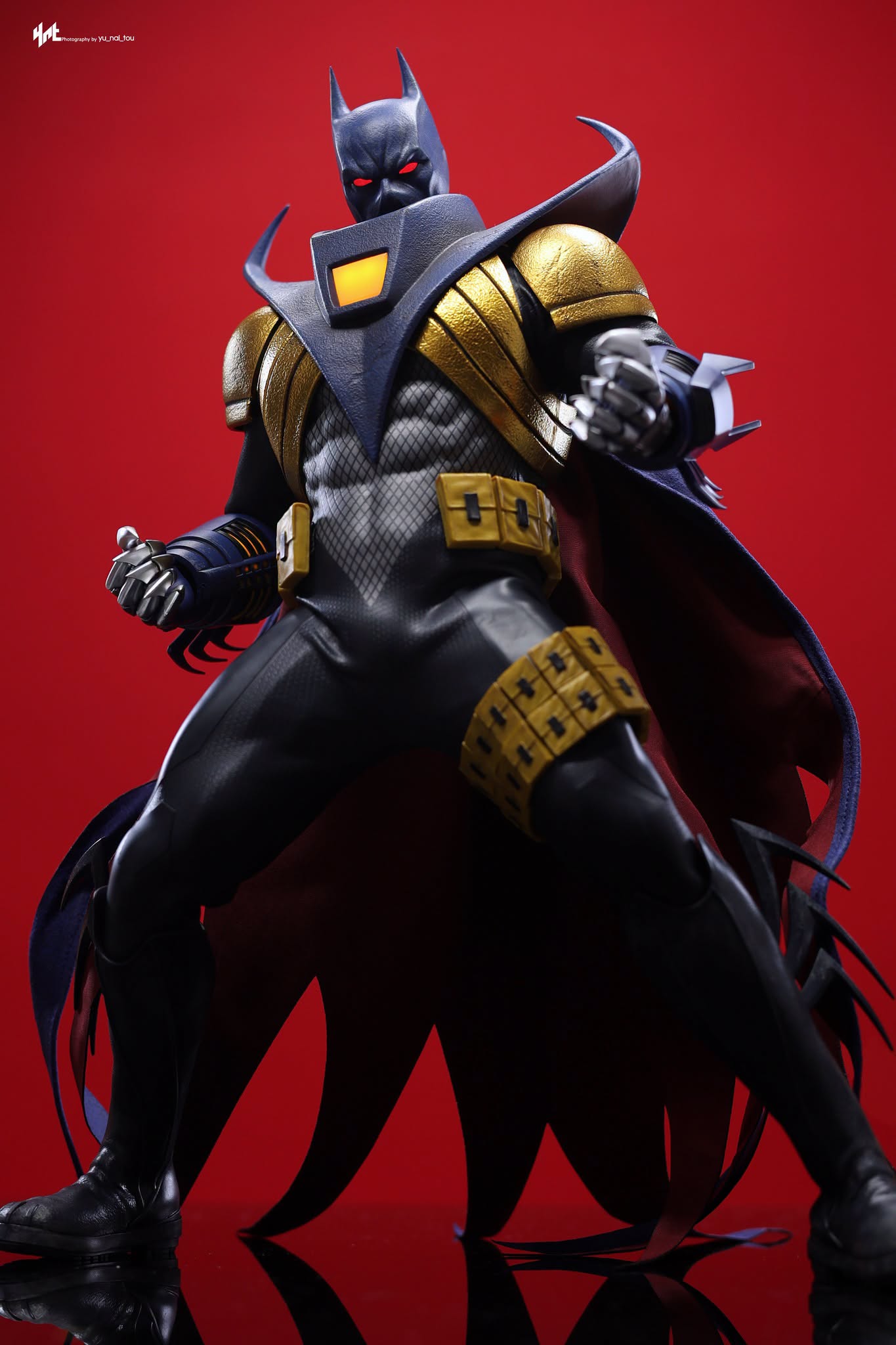 READY🔥Hot Toys VGM74 Batman: Arkham Origins 1/6th scale Knightfall Batman Collectible Figure