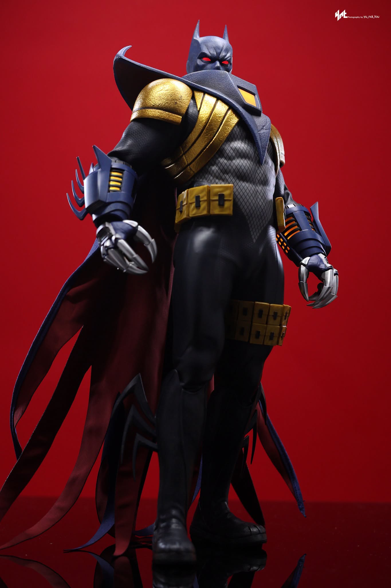 READY🔥Hot Toys VGM74 Batman: Arkham Origins 1/6th scale Knightfall Batman Collectible Figure