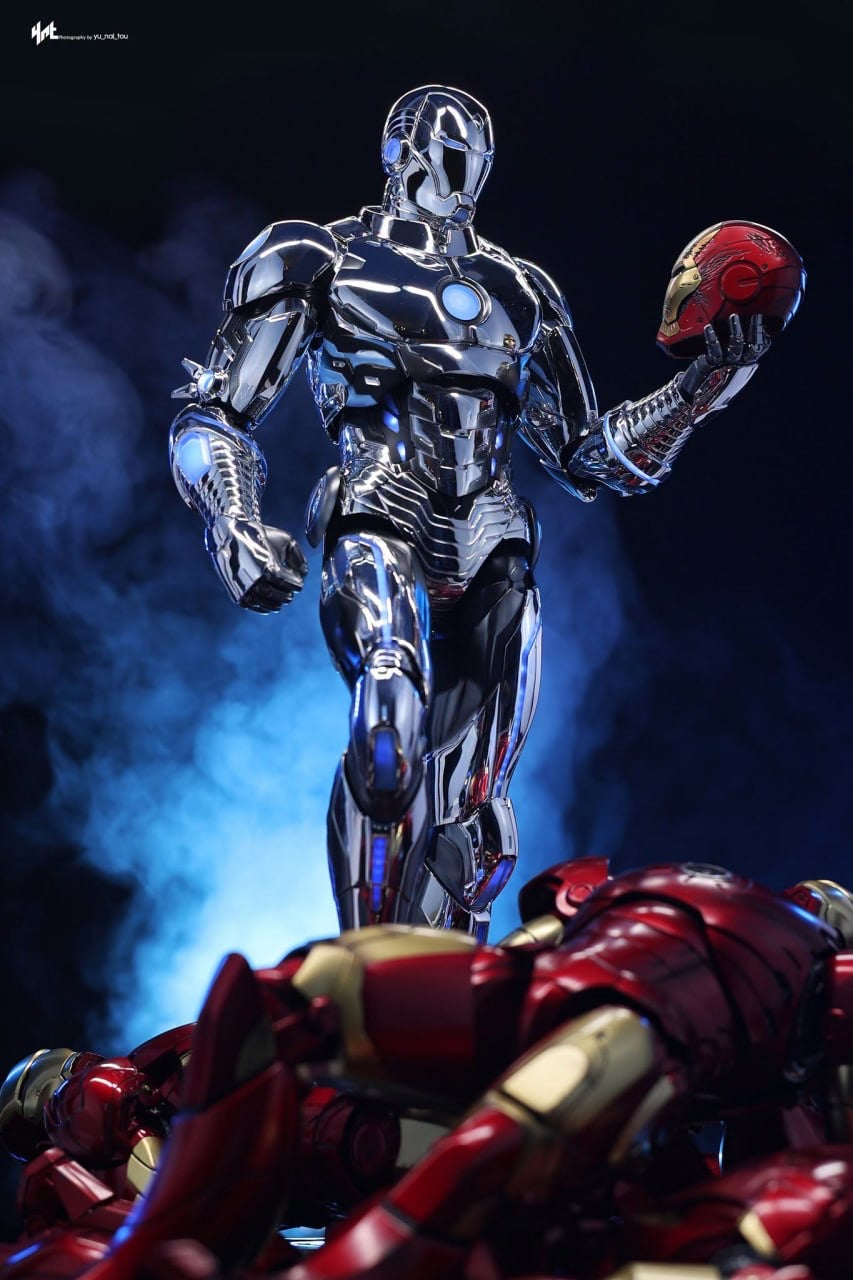 READY🔥Hot Toys CMS026D73B Marvel Comics 1/6th scale Superior Iron Man Collectible Figure Special Edition