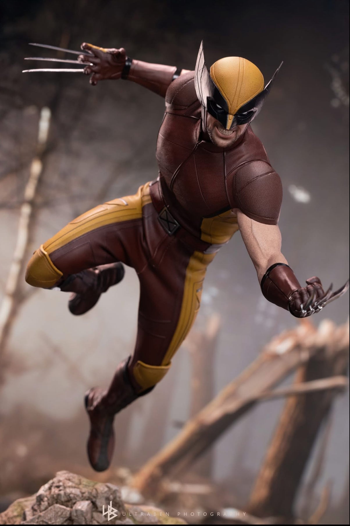 READY🔥Hot Toys MMS831 Deadpool & Wolverine 1/6th scale Wolverine (Classic Brown and Tan) Collectible Figure [Hot Toys Exclusive]