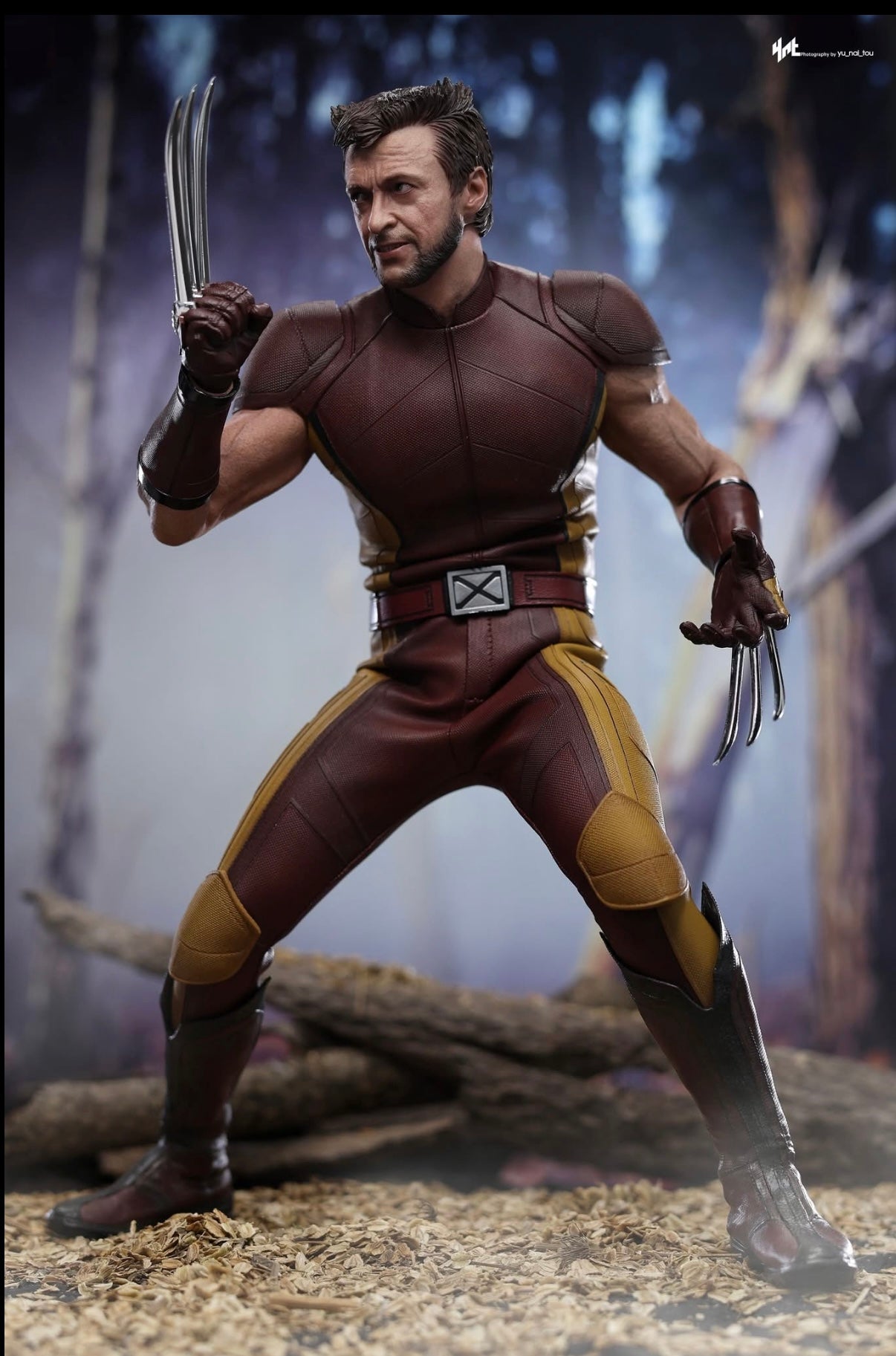 READY🔥Hot Toys MMS831 Deadpool & Wolverine 1/6th scale Wolverine (Classic Brown and Tan) Collectible Figure [Hot Toys Exclusive]