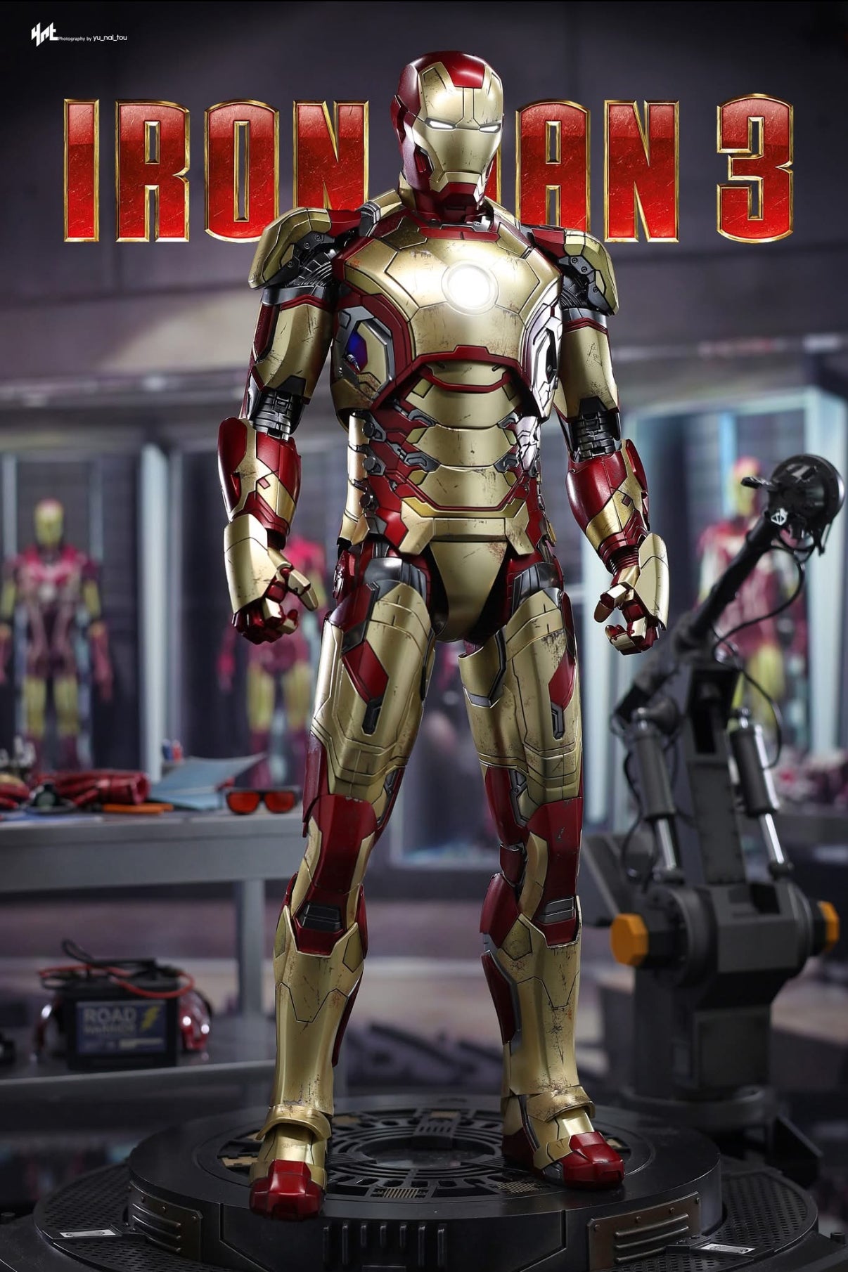 READY🔥Hot Toys MMS759D66B Marvel Ironman 3 Ironman Mark 42 (2.0) 1/6 Scale Collectible Figure (Deluxe Version) Special Edition
