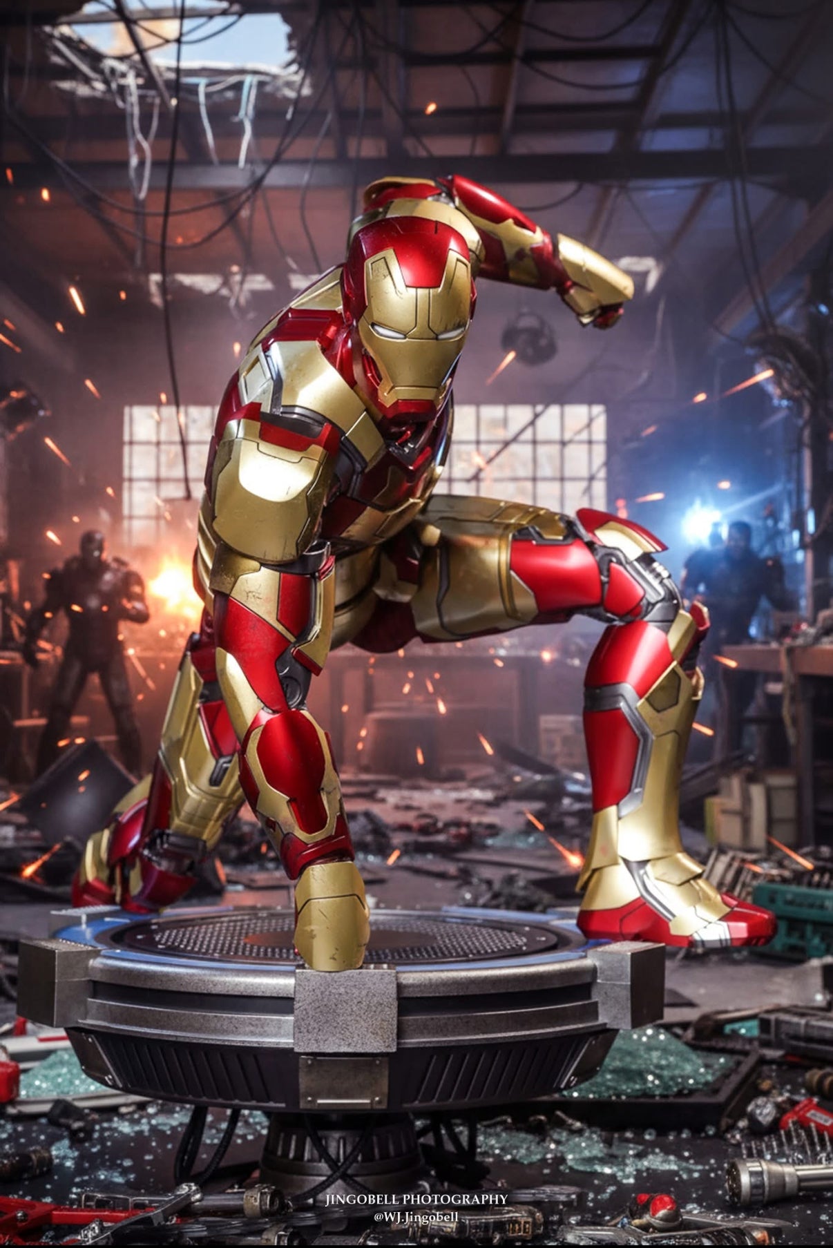 READY🔥Hot Toys MMS759D66B Marvel Ironman 3 Ironman Mark 42 (2.0) 1/6 Scale Collectible Figure (Deluxe Version) Special Edition