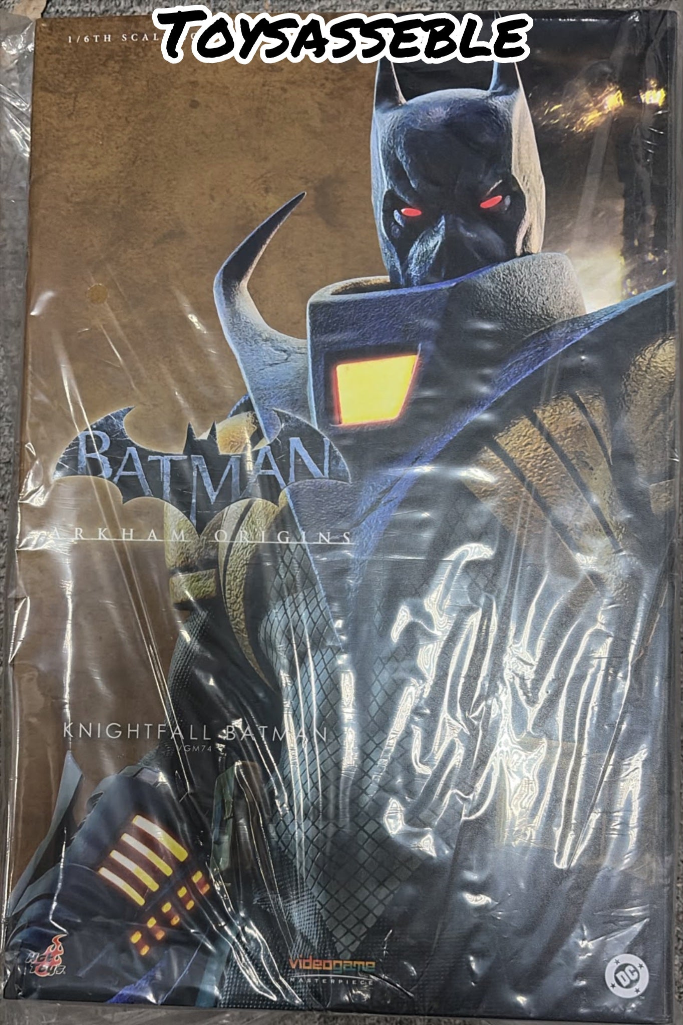 READY🔥Hot Toys VGM74 Batman: Arkham Origins 1/6th scale Knightfall Batman Collectible Figure