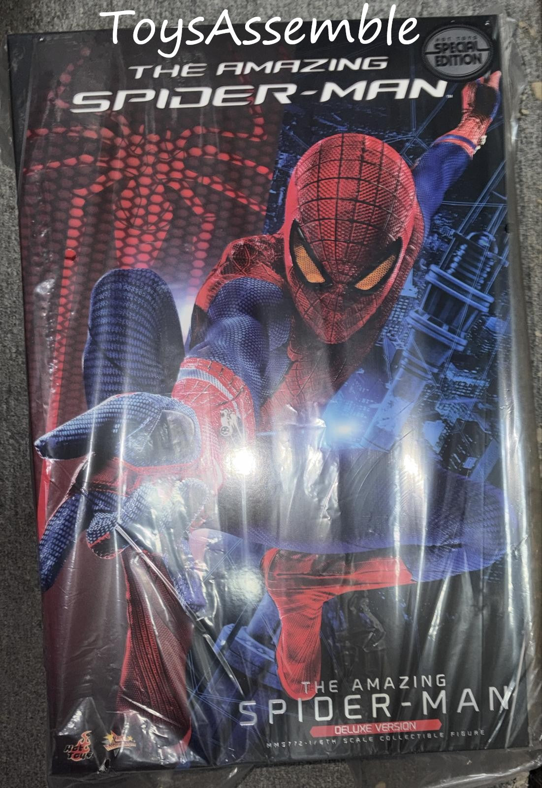 READY🔥Hot Toys MMS772B The Amazing Spider-Man 1/6th Scale The Amazing Spider-Man Collectible Figure (Deluxe & Special Edition)