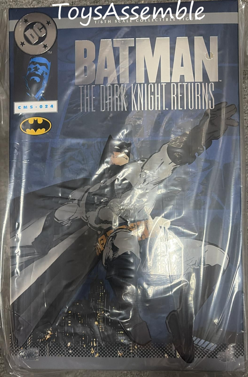 Cms024 READY🔥Hot Toys CMS024 DC Comic Batman The Dark Knight Returns Batman 1/ ...